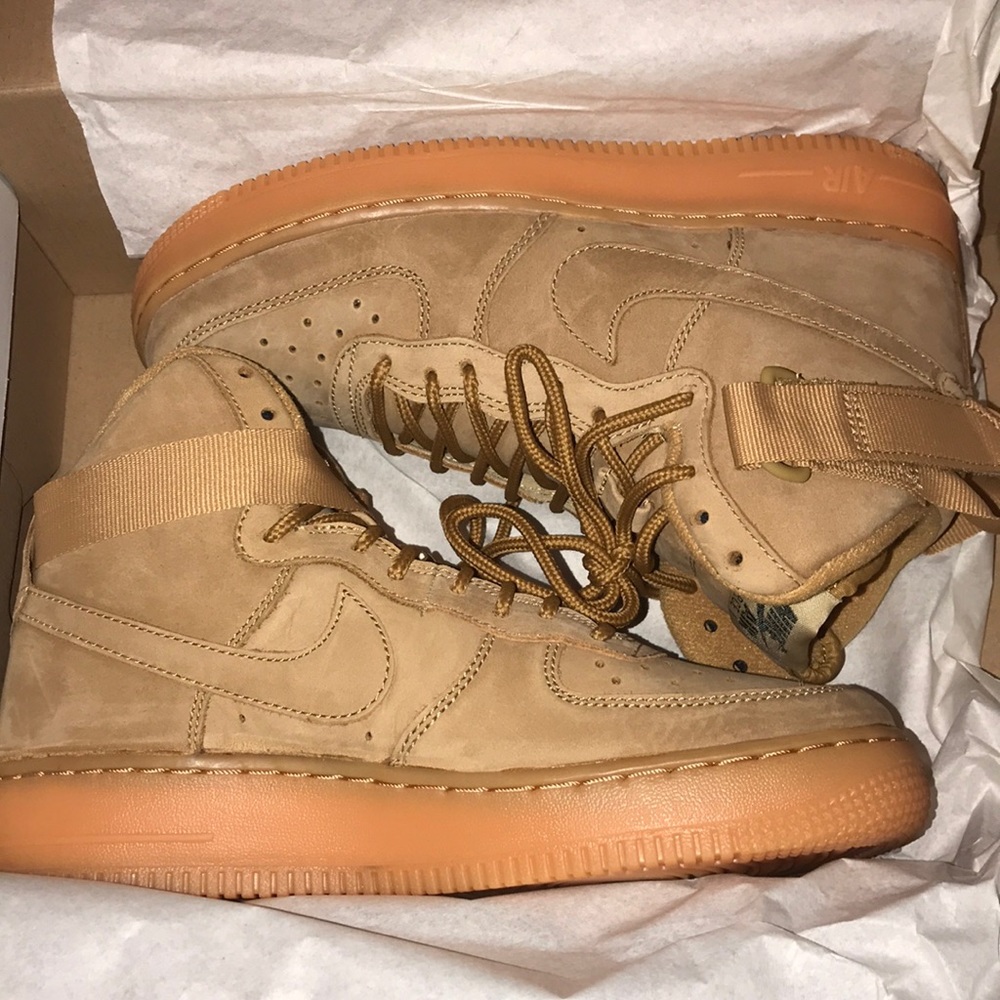 Air Force 1 High grade school 6y